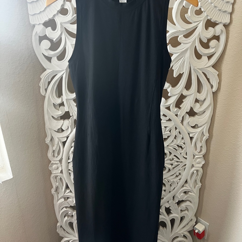 Lululemon | All Aligned Ribbed Midi Dress size 6 - Picture 8 of 11